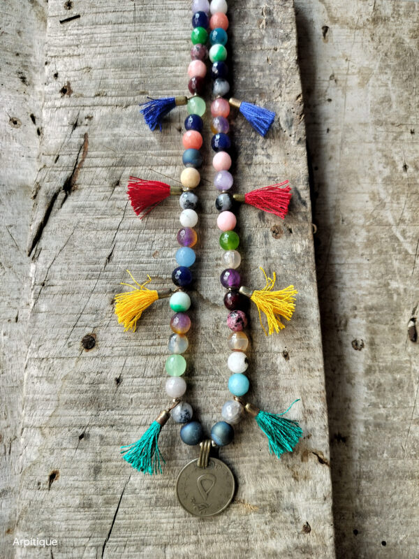 Stone neckpiece - Image 2