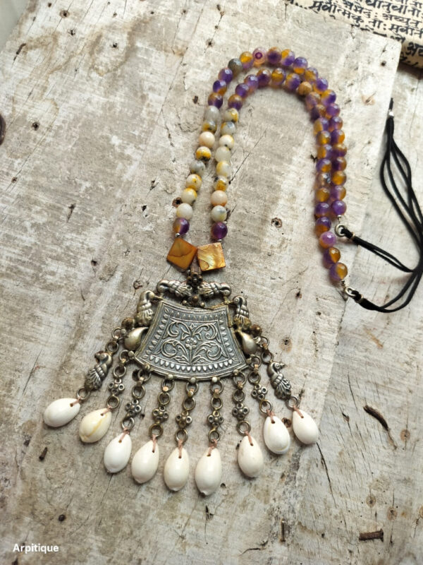 Silver replica neckpiece - Image 3