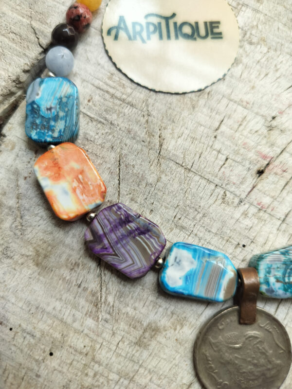 Stone neckpiece - Image 4