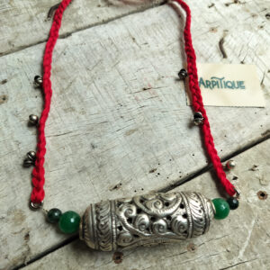 Replica neckpiece