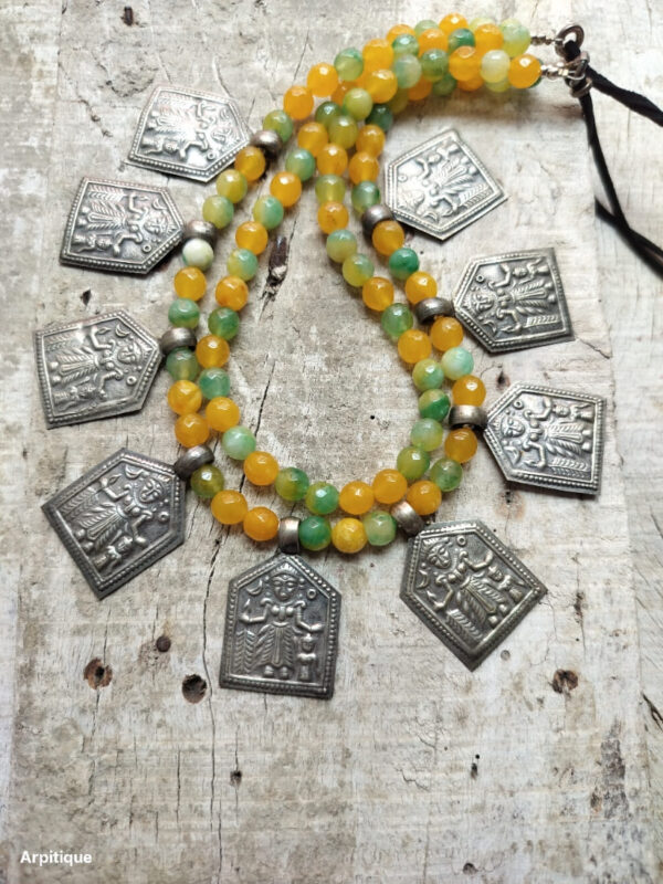 Silver replica neckpiece - Image 3