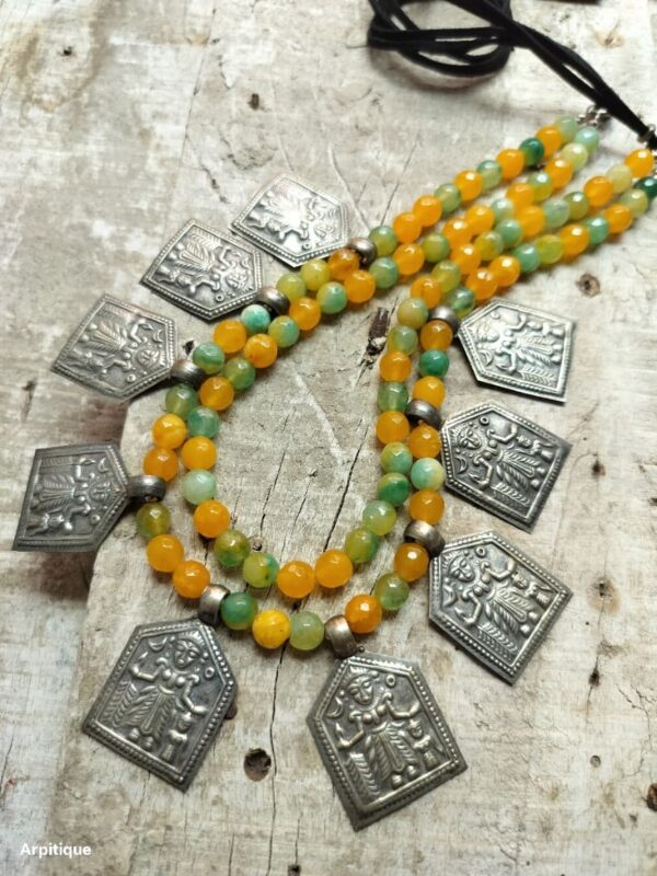 Silver replica neckpiece - Image 4