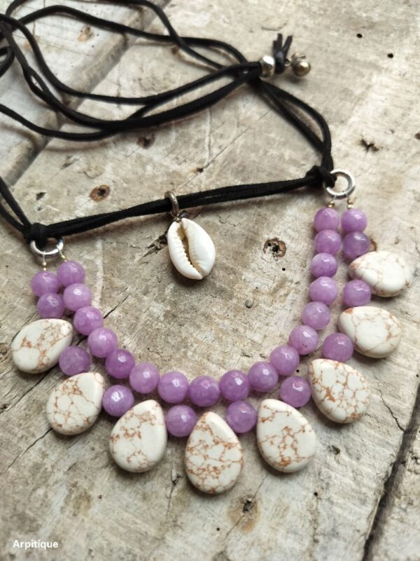 Stone neckpiece - Image 2