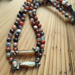Stone neckpiece
