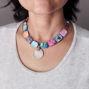 Stone neckpiece