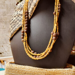 Multi layered stone neckpiece