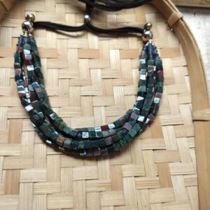 Stone neckpiece