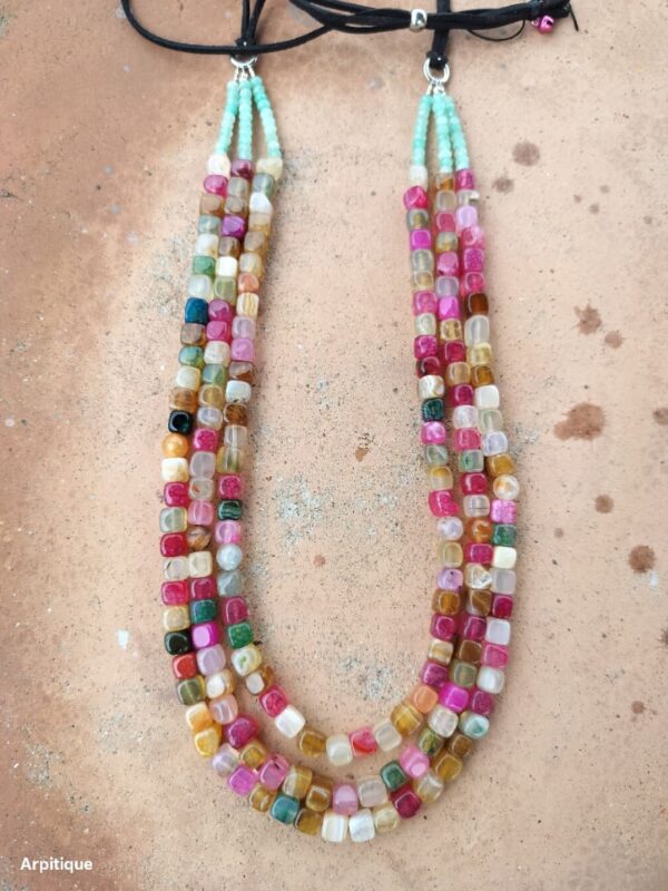 Stone neckpiece - Image 3