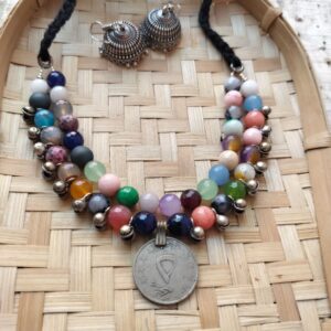 Stone neckpiece