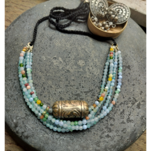Stone nacklace