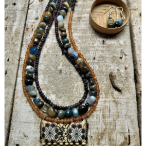 Stone necklace